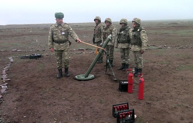 Учебные тренировки минометных батарей ВС Азербайджана с боевой стрельбой продолжаются - ВИДЕО