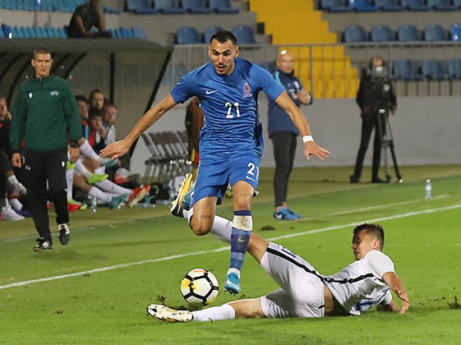 Экс-хавбек сборной Азербайджана договорился с клубом Суперлиги Турции
