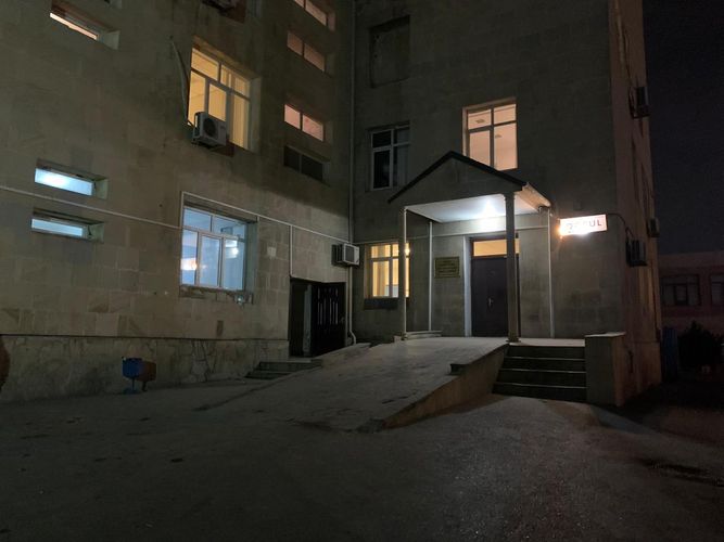 Семь человек госпитализированы в результате цепного ДТП в Баку 