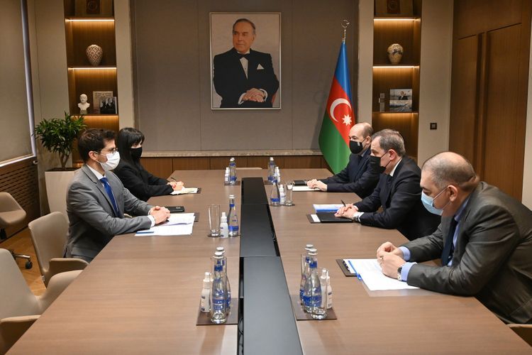 Джейхун Байрамов принял посла Израиля