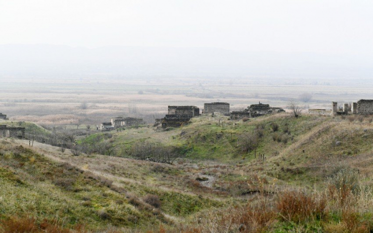 Азербайджан оценивает нанесенный Карабаху ущерб
