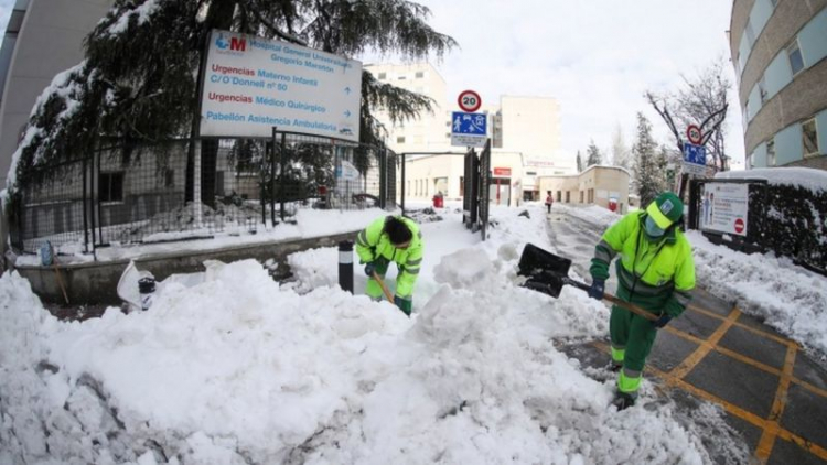 Власти Мадрида попросили объявить город зоной катастрофы 

