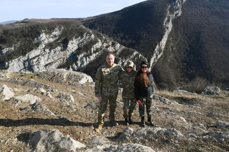 Президент Ильхам Алиев: Шушу невозможно представить без Джыдыр дюзю, а Азербайджан – без Шуши