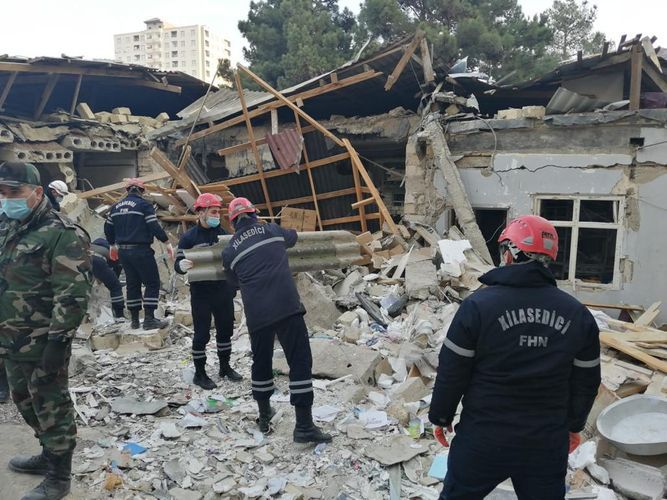 МЧС Азербайджана обнародовал последнюю информацию об операции после взрыва в Хырдалане - ВИДЕО