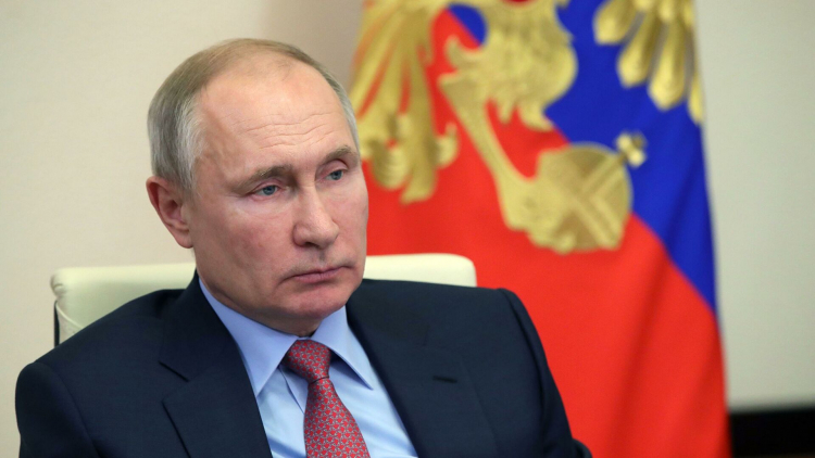 Путин внес на ратификацию в Госдуму договор о продлении ДСНВ