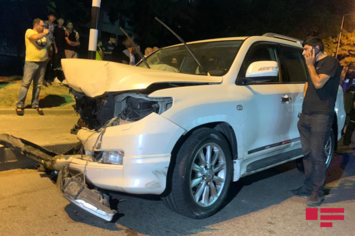В Баку столкнулись семь автомобилей, есть раненые-ФОТО 