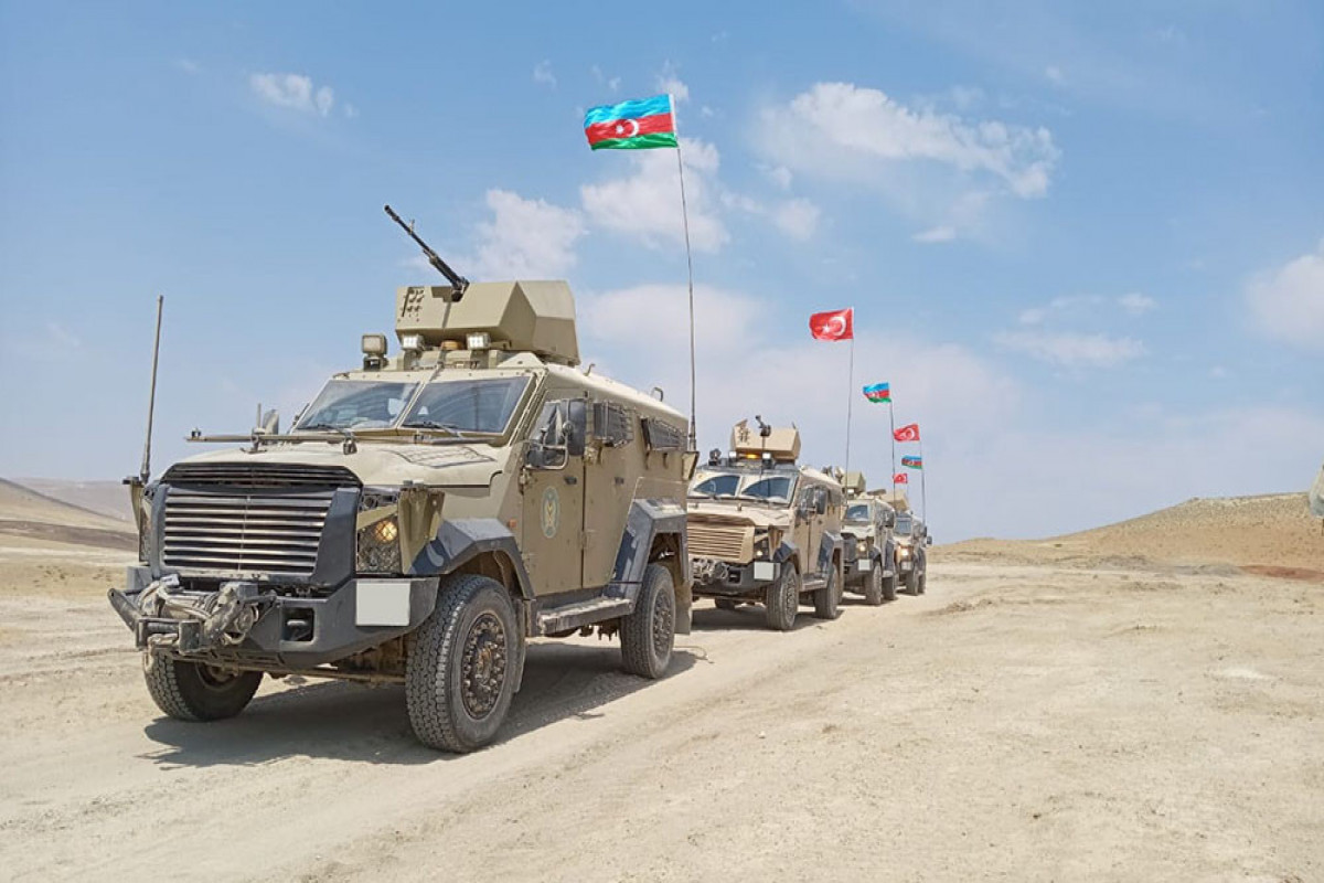 В ходе совместных азербайджано-турецких учений успешно выполняются учебно-боевые задачи-ВИДЕО 