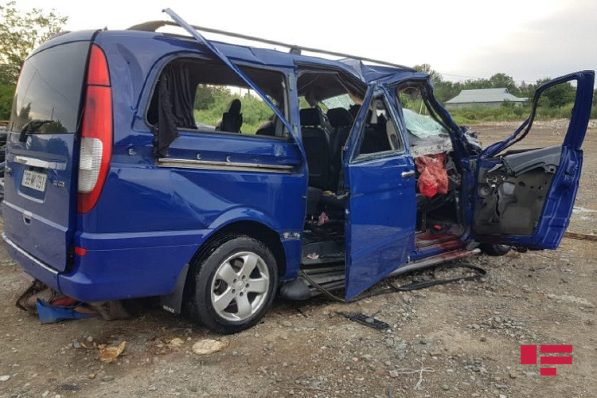 В Азербайджане при столкновении микроавтобуса с «КамАЗ»ом погибли 5 человек-ФОТО -ОБНОВЛЕНО 