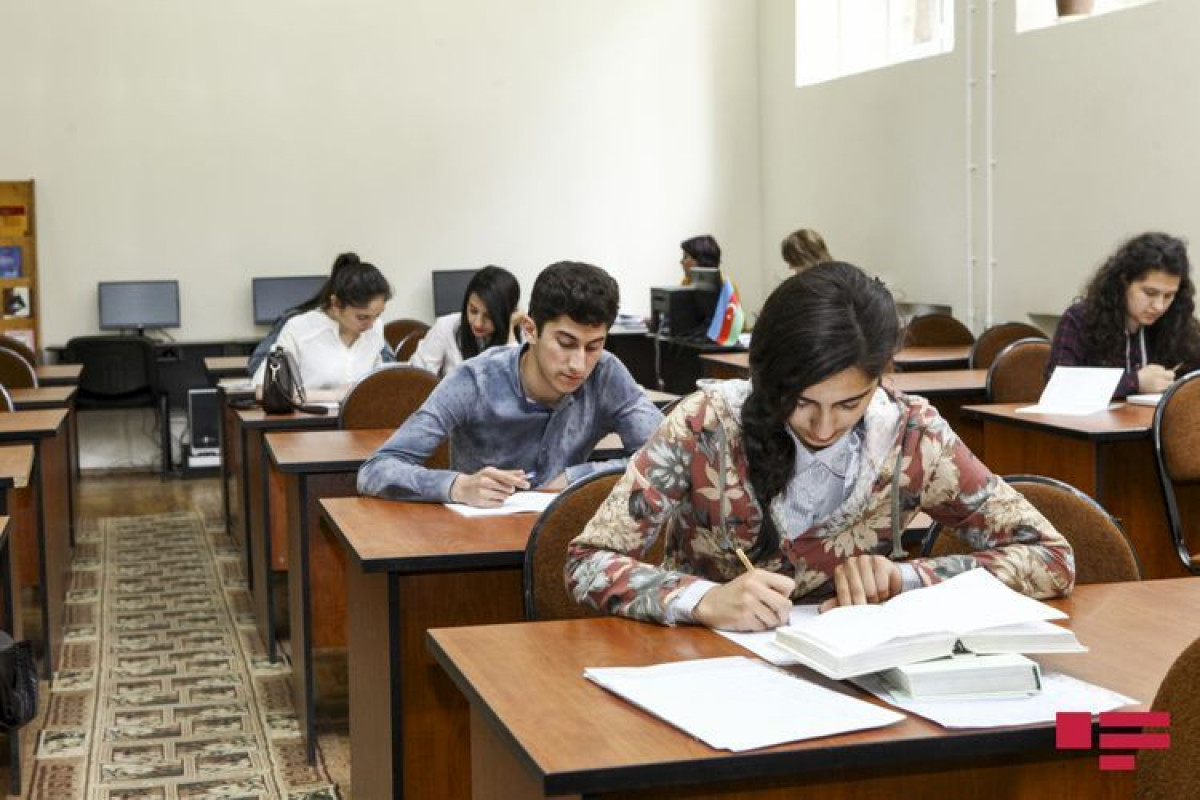 В Азербайджане начался процесс перевода студентов из одного вуза в другой