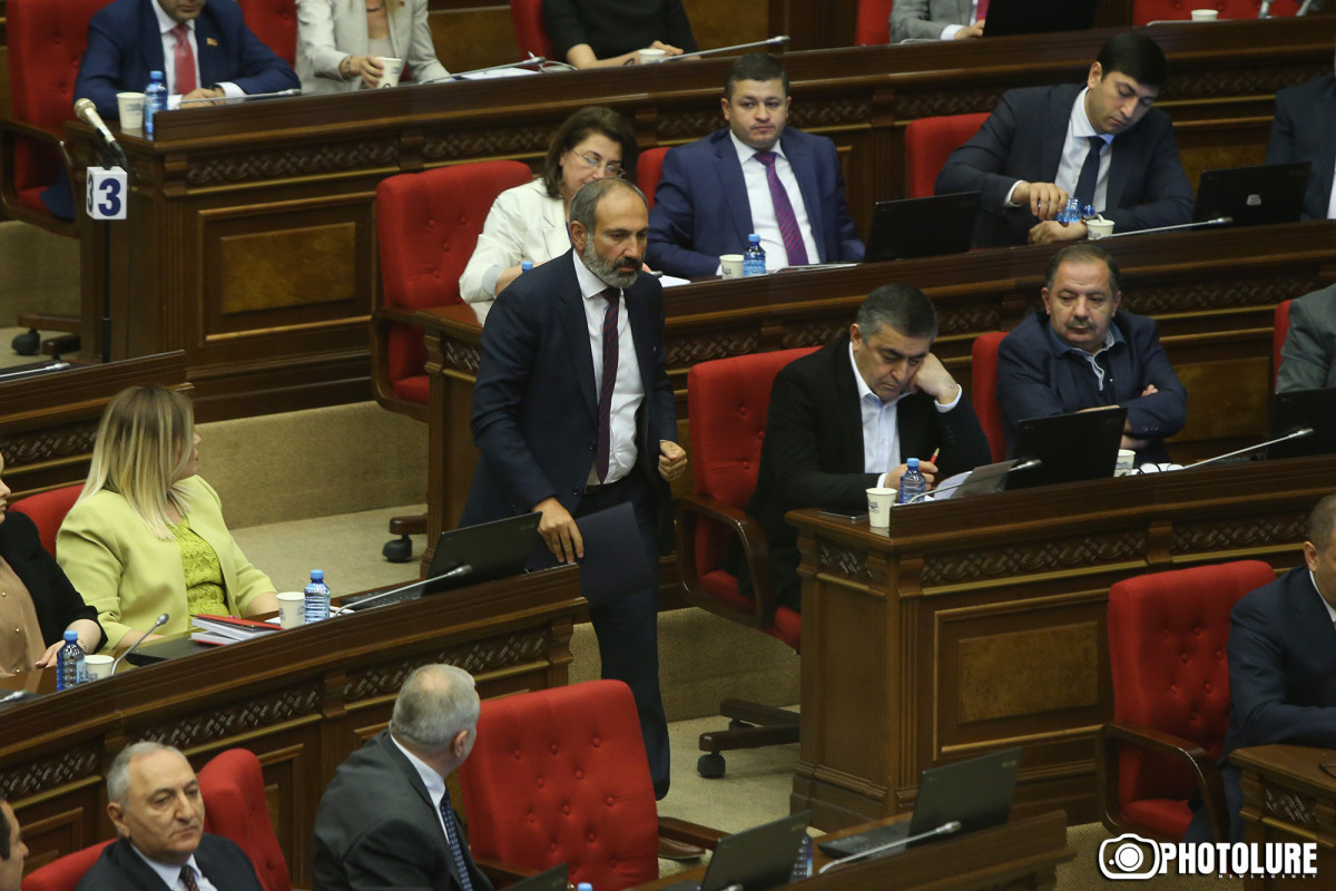 Пашинян в парламенте