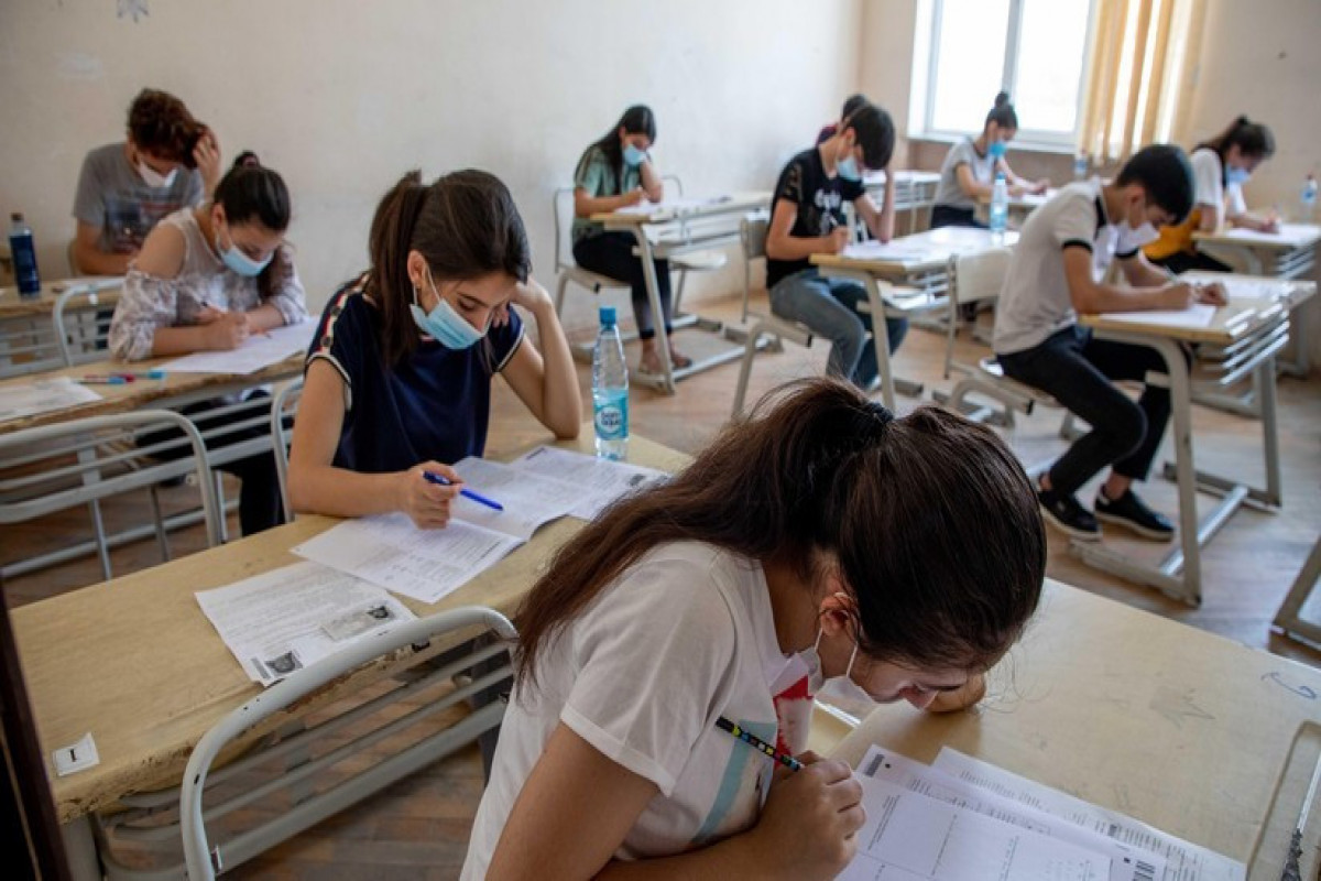 В Азербайджане состоялись вступительные экзамены в вузы по III группе специальностей-ОБНОВЛЕНО 