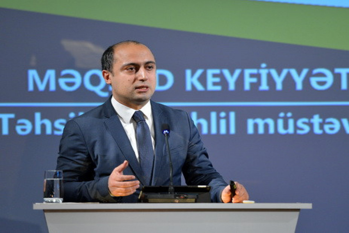Министр образования Азербайджана Эмин Амруллаев