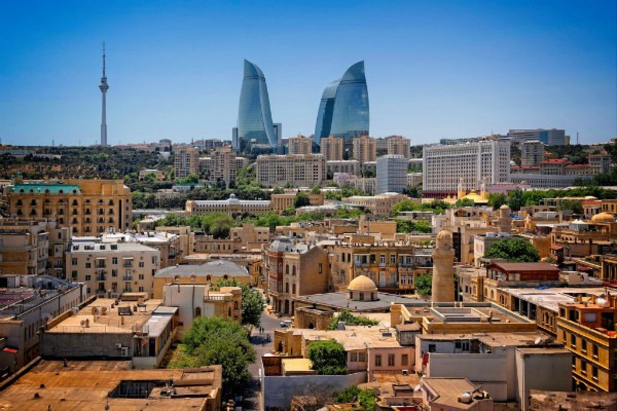 Завтра в Баку 36 градусов тепла и южный ветер