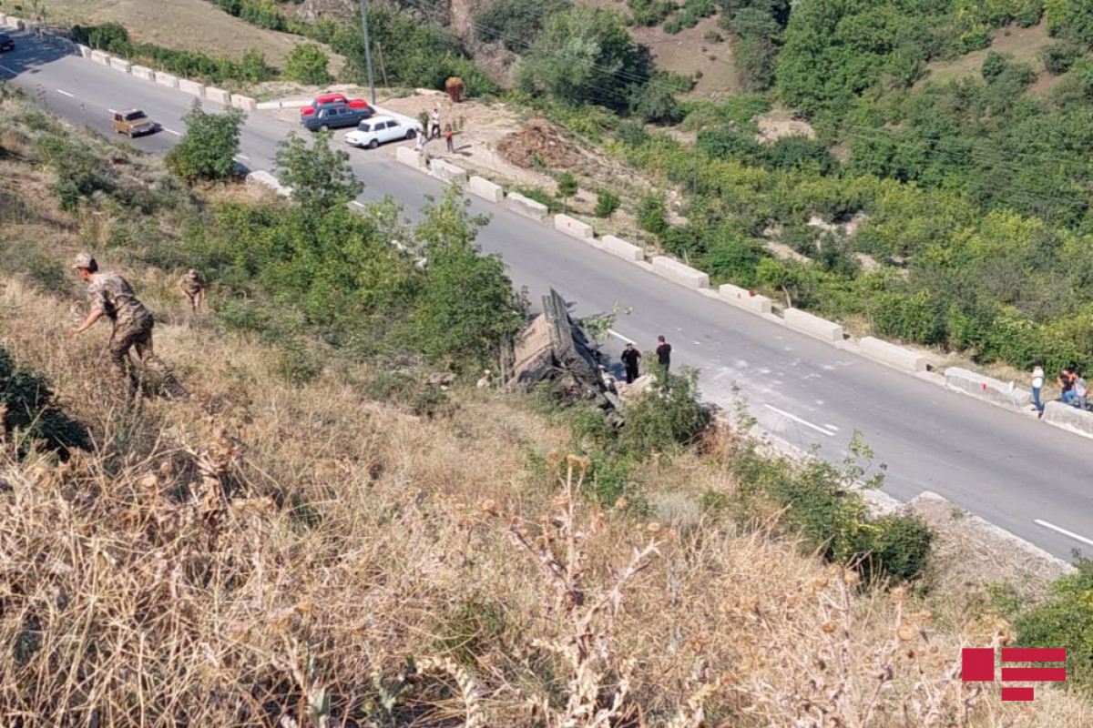 В Азербайджане автомобиль с военнослужащими попал в ДТП, пострадали 15 человек-ОБНОВЛЕНО 