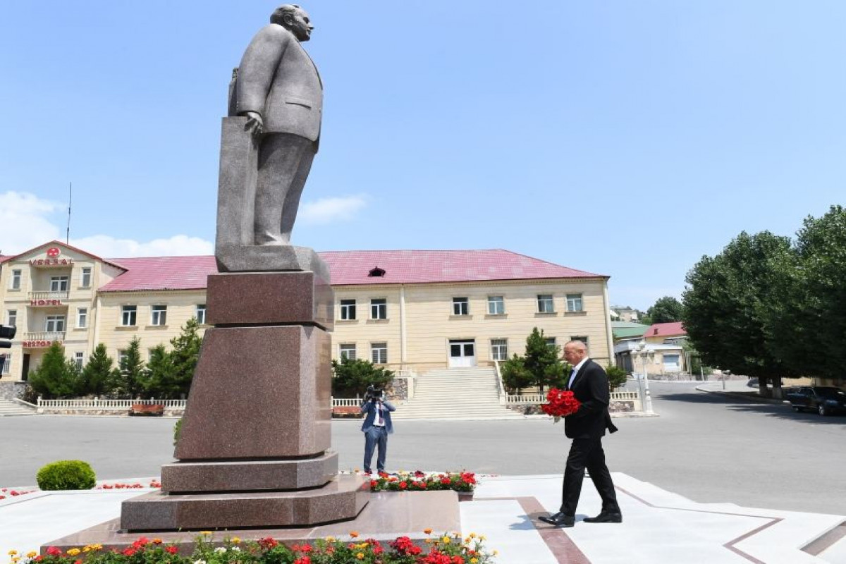 Ильхам Алиев прибыл в Дашкесанский район