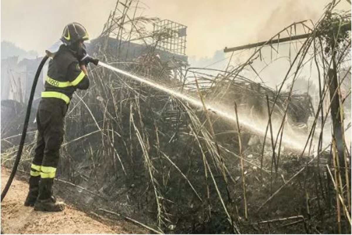 На Сардинии около 400 человек эвакуировали из-за сильнейших пожаров
