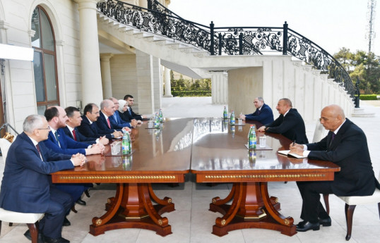 Ильхам Алиев принял первого заместителя председателя Партии справедливости и развития Турции