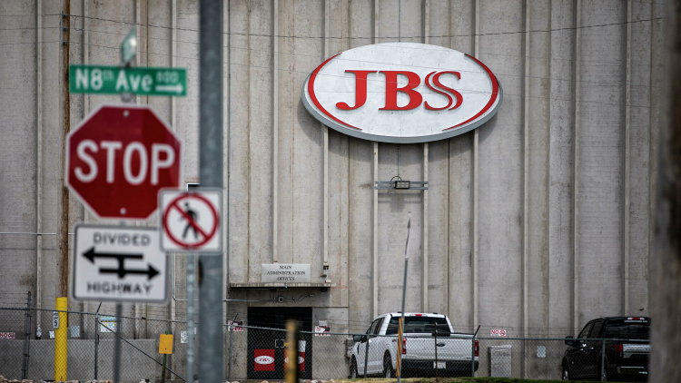 ФБР назвало хакеров, атаковавших JBS