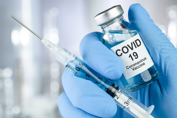 Минздрав Азербайджана обнародовал противопоказания к вакцине от COVID-19
