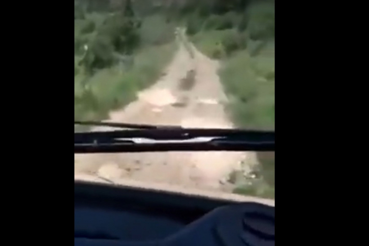 Момент подрыва на мине журналистов в Кельбаджаре - ВИДЕО