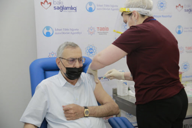 Начался процесс вакцинации олимпийской сборной Азербайджана