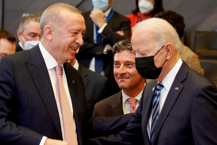 Эрдоган: Я заявил г-ну Байдену, что наша позиция по системам С-400 остается прежней