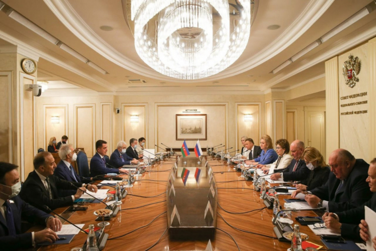 В Москве состоялось 15-е заседание межпарламентской комиссии по сотрудничеству между Азербайджаном и РФ