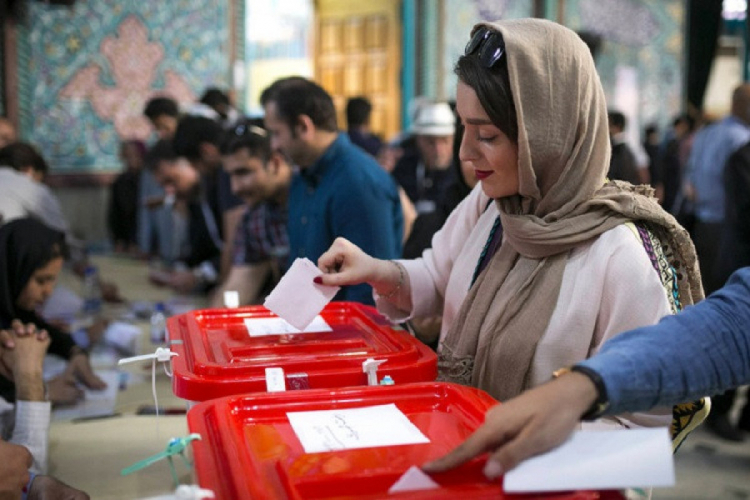 На выборах президента Ирана проголосовали 28,4 млн человек