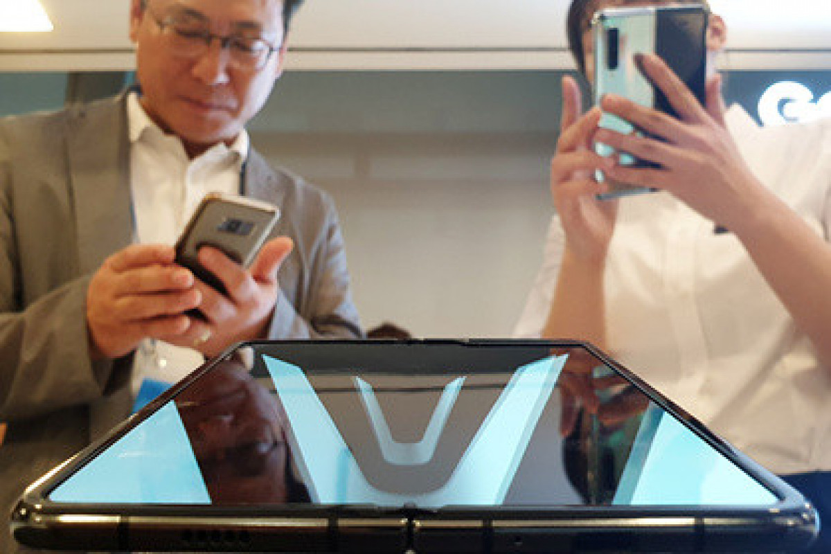 Рассекречен новый складной смартфон Samsung