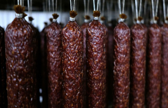 Названы 15 продуктов, которые можно есть после истечения срока годности