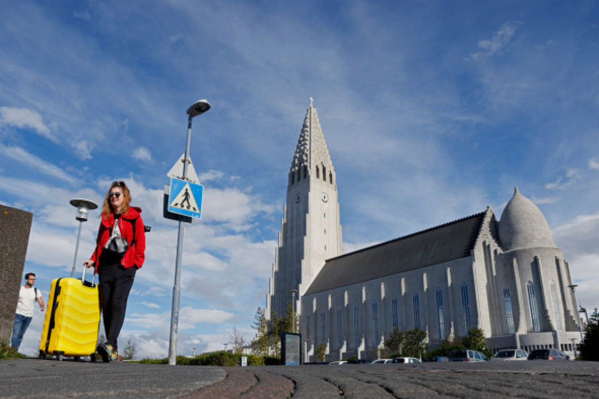 Власти Исландии снимают ограничения для туристов и местных жителей