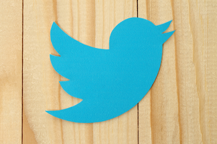 Первый твит в Twitter оценили в $1 млн
