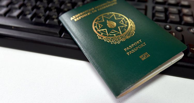 В Азербайджане могут внести изменения в порядок ограничения выезда человека из страны