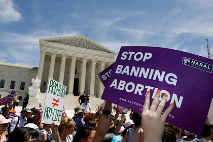 Американский штат запретил аборты при изнасиловании и инцесте