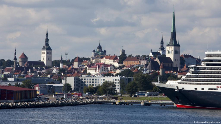 В Эстонии вступают в силу строгие COVID-ограничения