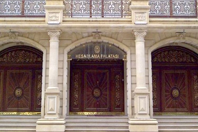 Назначены новый зампред и аудиторы Счетной Палаты Азербайджана 
