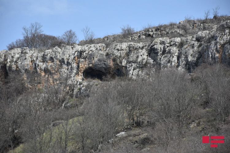 Азербайджанские журналисты побывали в Азыхской пещере - ФОТО