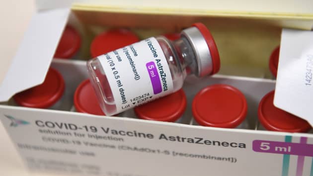 В Грузии после вакцинации препаратом AstraZeneca скончалась медсестра
