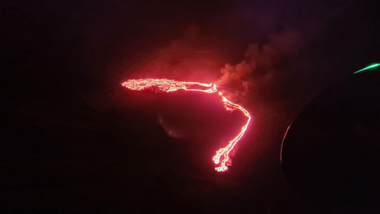 В Исландии впервые за 6 тысяч лет пробудился вулкан Фаградалсфьяль - ВИДЕО