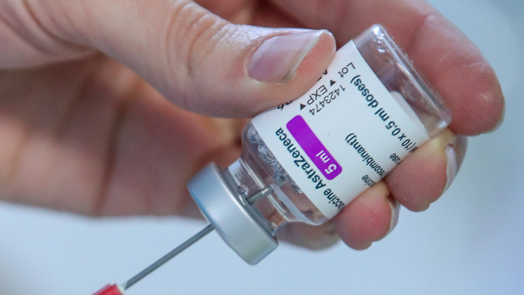 Еще два человека скончались в Норвегии после получения вакцины AstraZeneca
