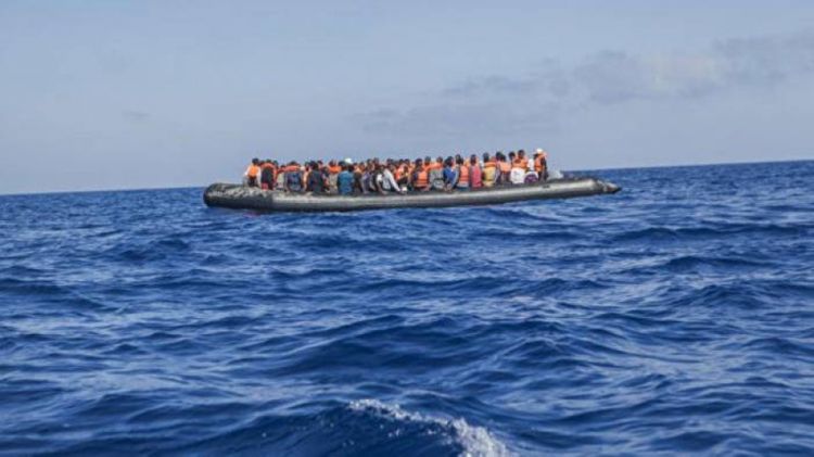 Морские службы Франции спасли 72 мигранта, пытавшихся на лодках пересечь Ла-Манш