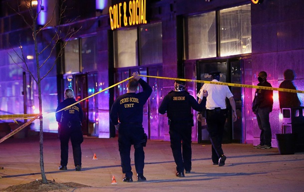 В США в результате стрельбы пострадали семь человек