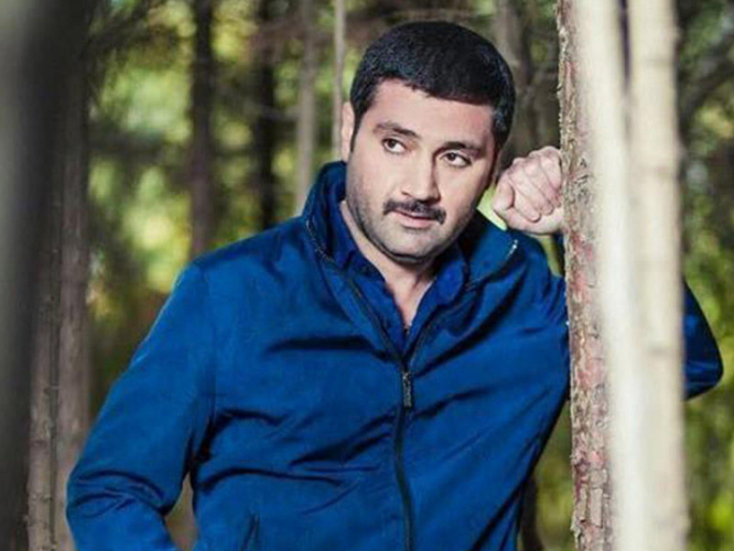 Азербайджанский певец: "История про любовь - далеко не всегда со счастливым концом" - ВИДЕО