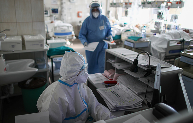 В России выявили 7 770 случаев заражения коронавирусом за сутки
