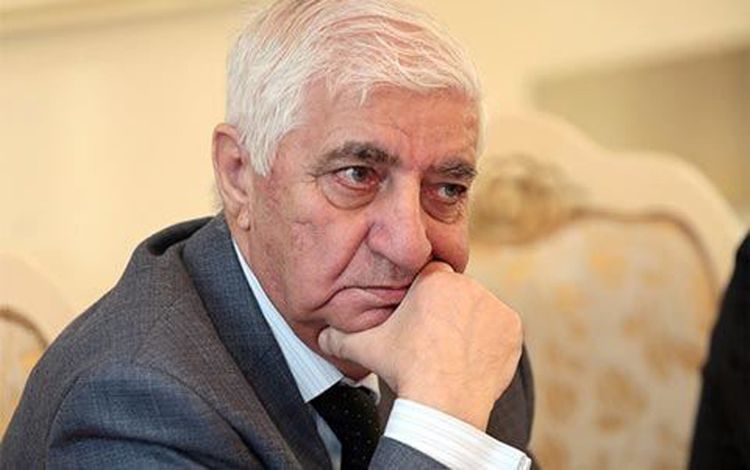 Скончался народный поэт Азербайджана Фикрет Годжа