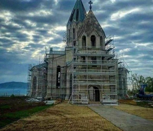 Будет возвращен исторический облик шушинской церкви Газанчы