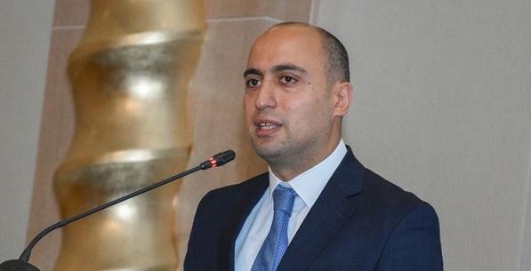 В Азербайджане государство выделит средства на образование студентов
