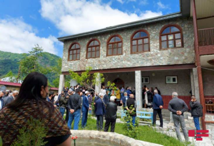 В Азербайджане прошли похороны народного поэта - ФОТО - ОБНОВЛЕНО
