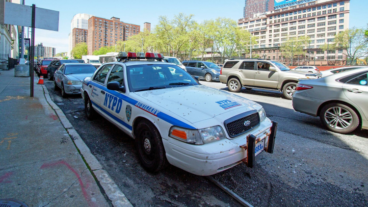 Во время стрельбы в Нью-Йорке пострадали пять человек