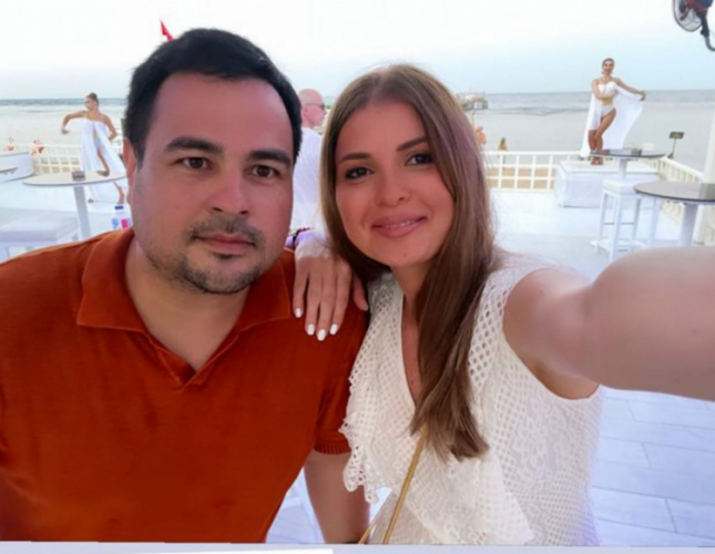 Азербайджанская певица вместе с супругом отдыхает в Египте - ВИДЕО